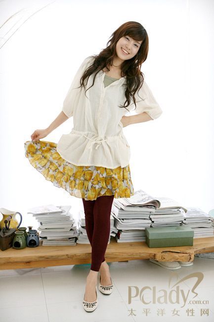 人人都有的碎花裙穿出不一样