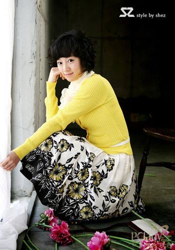 打败黄脸婆:彩色中裙好气色