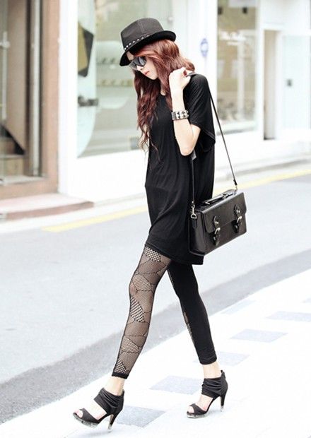 蕾丝打底裤 细腿追潮,巧搭打底裤