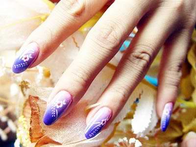 美甲:引爆指甲彩绘潮流