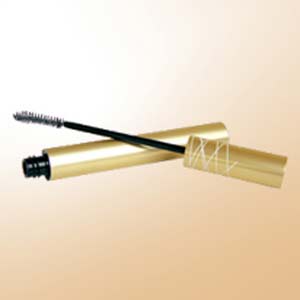 n 睫毛自诉纤长又浓密的秘法