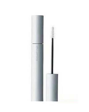 d 睫毛自诉纤长又浓密的秘法