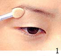 魔法彩妆教程：单眼皮变双眼皮