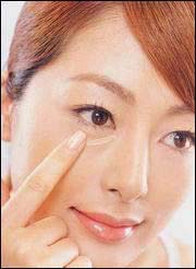 五官周围遮瑕膏的完美应用