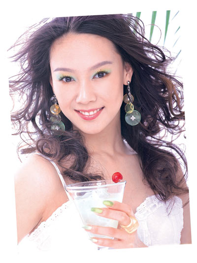 美宝莲夏妆色彩鸡尾酒