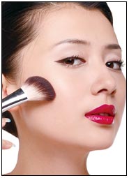 10���ӿ���ʵ������ױ��