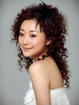 女星发饰比拼 顶上风情 8位女星发饰比拼