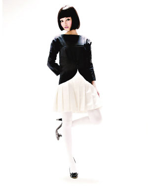 �������Ը� Ů�˺û���ͷ��ʼ