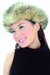 改头换面 发型搭配帽子范例(2)