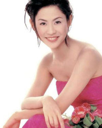 中韩美女4款盘发扮靓PK