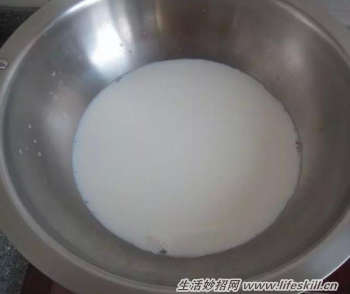 �ñ����������������С��ʳ