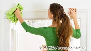 如何避免家里进灰尘?